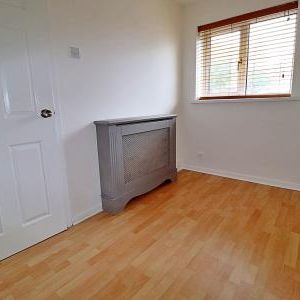 Heol Bryn Heulog, Llantwit Fardre, Pontypridd, CF38 - Photo 1