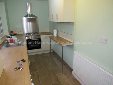 Blandford Road, Salford - Photo 5