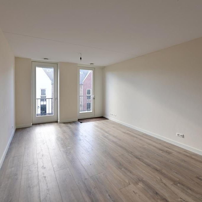Appartement te huur: Keucheniusstraat 8-A 1271 BN Huizen - Photo 1