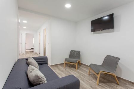 Calle Explorador Andrés, Valencia, Valencian Community 46022 - Photo 3