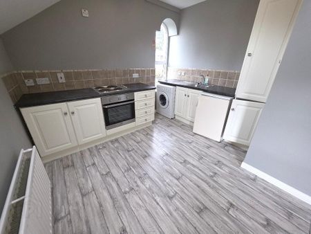 32a Glenshane Road, Altnagelvin, Londonderry, BT47 5SD - Photo 2