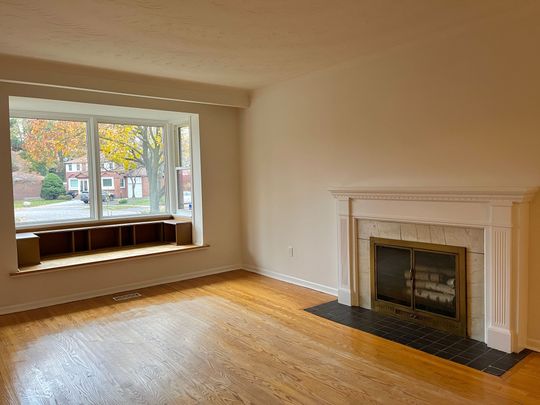 For Lease - 61 Richbourne Court, Toronto, Ontario - Photo 1