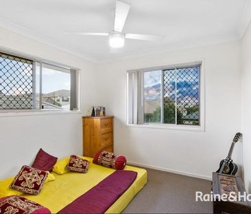 Low Maintenance Home in Sought After Fairway Chase - Photo 2