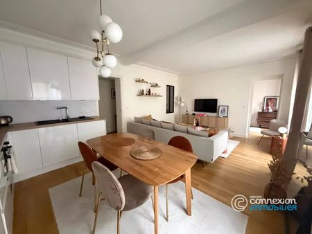 Location AppartementParis 18ème Clignancourt - Photo 5