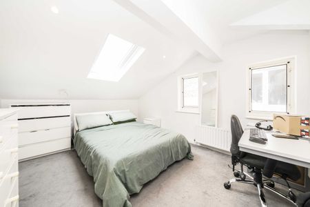 Brondesbury Road, Queens Park, NW6, London - Photo 2