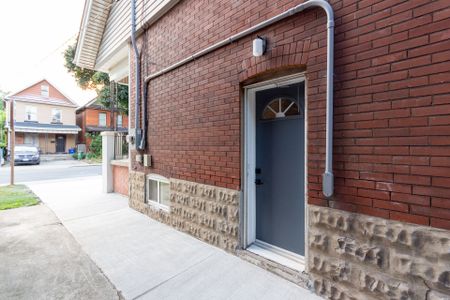 For Lease - 42 Barnesdale Avenue Unit# Lower Level, Hamilton, Ontario - Photo 5