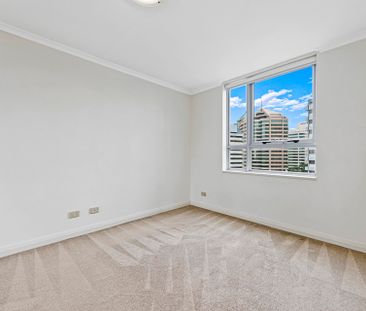 Spacious Apartment in the Heart of Chatswood &ast;&ast; Available 0... - Photo 5