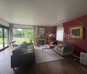 Location Maison 6 pièces 232m² MARCQ EN BAROEUL 59700 - Photo 1
