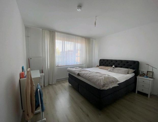 Helle 2-Zimmer-Wohnung mit süßem Balkon – ab 01.11.2025 frei! - Foto 1