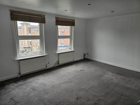 Studio Flat, Lee High Road, SE13 - Photo 2