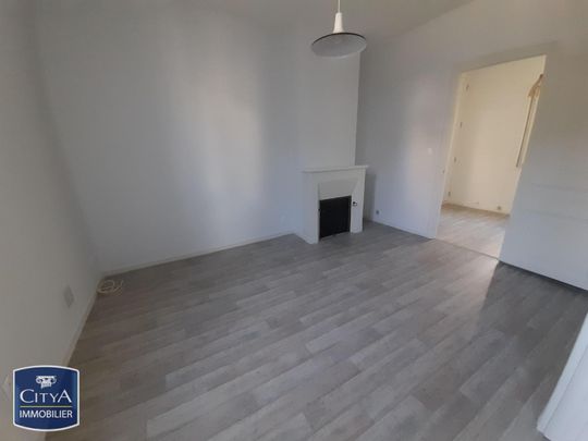 Location Appartement 1 pièce 31m² CHATELLERAULT 86100 - Photo 1