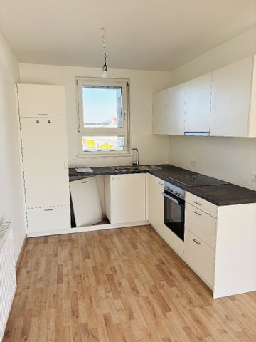 Geräumige 3-Zimmer-Wohnung mit Einbauküche - Foto 4