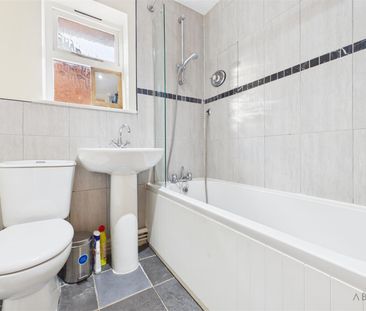 Station Road, Hatton, Derby DE65 5EL - Photo 3