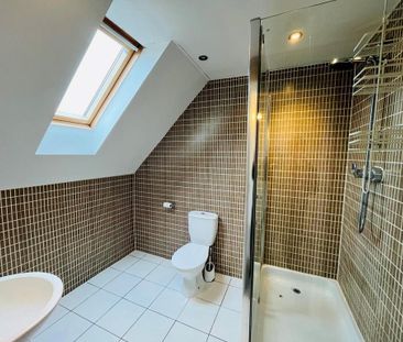 3 bedroom terraced house to rent - Photo 5