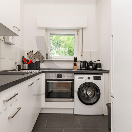 Perfect Urban Living - Photo 2