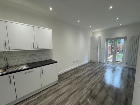 1 Bed Flat, Marlborough Road, N19 - Photo 5