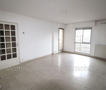 Centre-ville, Location appartement 2 pièces 45 m² - Photo 4