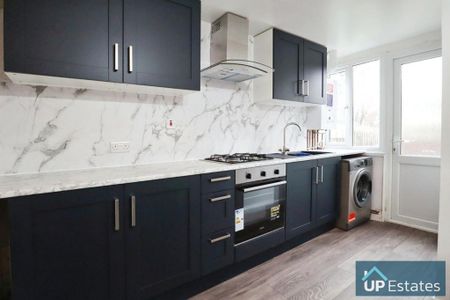 2 bedroom terraced house to rent - Photo 3