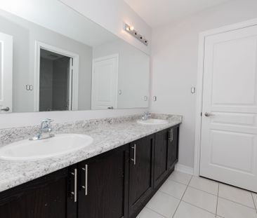 For Lease - 958 Green Street, Innisfil, Ontario - Photo 6