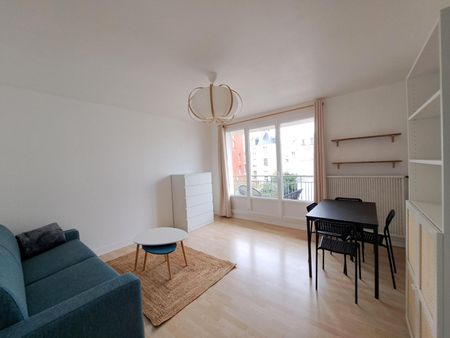 Location Appartement 1 pièce 30m² TOURS 37000 - Photo 3