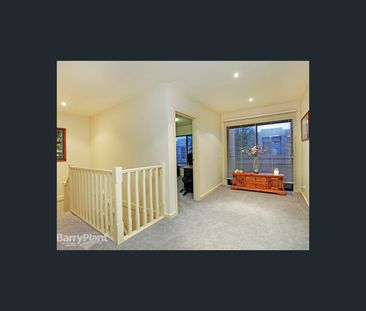 2/98 McKillop Street, Geelong, Vic 3220 - Photo 5