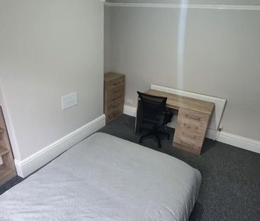 4 bedroom house to rent - Photo 4