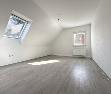 Perfekt! Die renovierte 2 Zimmerwohnung im modernisierten Gebäude - Photo 6