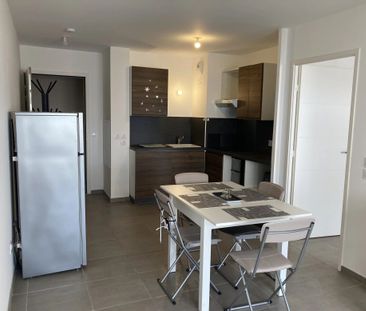 Location Appartement 2 pièces 37m² GRASSE 06130 - Photo 3