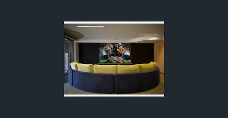 FREE WIFI* | One Bedroom | Park Views - Photo 2