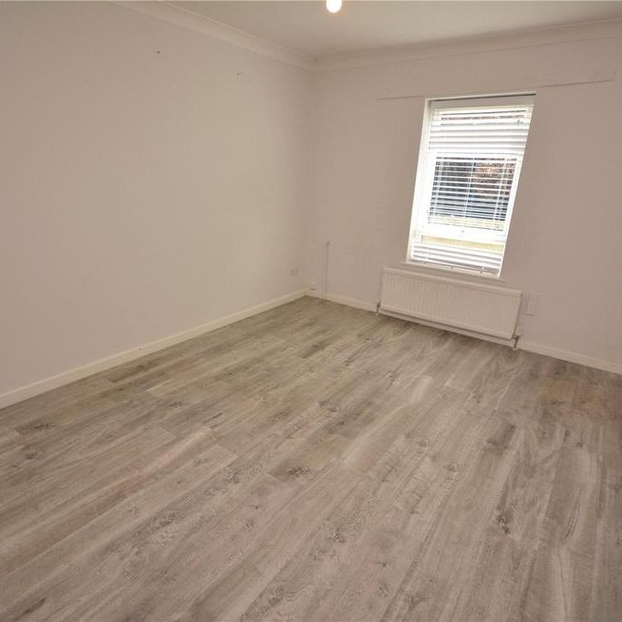 2 bedroom ground floor flat to rent - Photo 1