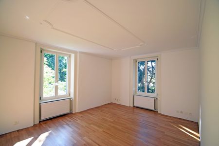 Klassisches Wohnflair in stattlicher Liegenschaft - Photo 3