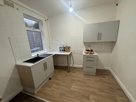 Hinckley Road, LE3 0WA, Leicester - Photo 1