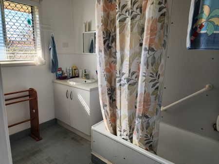 Rothwell - Photo 5