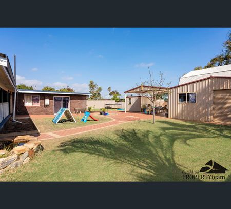 19 Charon Road, Sunset Beach, WA 6530 - Photo 2