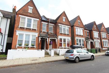 Two Bedroom Bright Split Level Loft Apartment to Let in Streatham - Photo 5