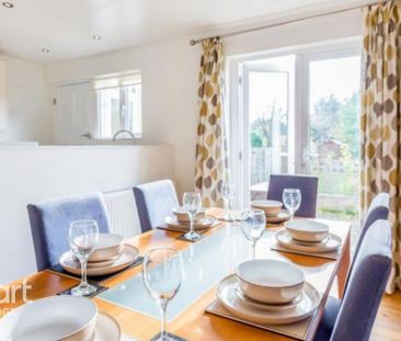 3 bedroom terraced house to rent - Photo 5