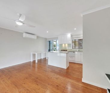 11 Higgins St, Encounter Bay SA 5211 - House For Rent | Domain - Photo 4