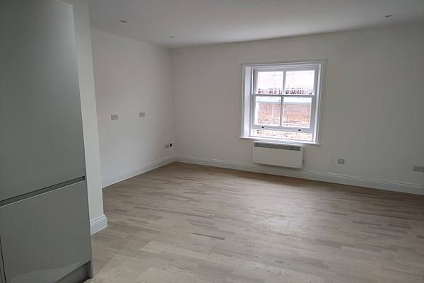 3 bedroom apartment to rent - Photo 1