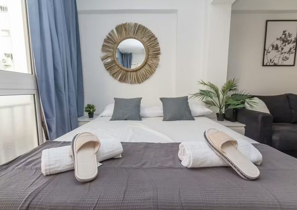 Calle Lozano de Torres, Málaga, Andalusia 29013