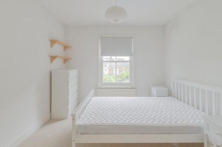 2 bedroom flat to rent - Photo 5