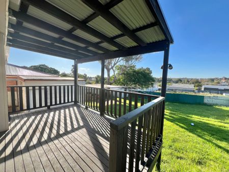 Century 21 Central West &lpar;02&rpar; 6862 1265 - Photo 5