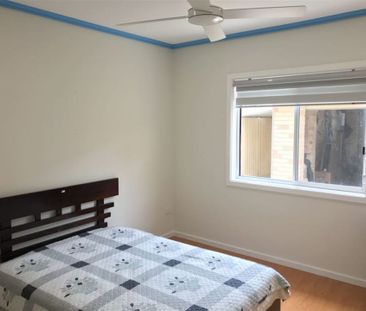 Beautiful 2 Bedroom Grannyflat - Photo 3
