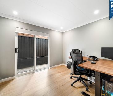 Luxury 4-Bedroom Home with Pool & Alfresco Living - Photo 5