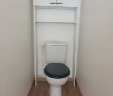 Location Appartement 2 pièces 32m² ROUSIES 59131 - Photo 6