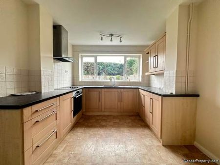 4 bedroom property to rent in Huntingdon - Photo 2