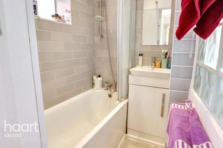 2 bedroom townhouse to rent - Photo 4