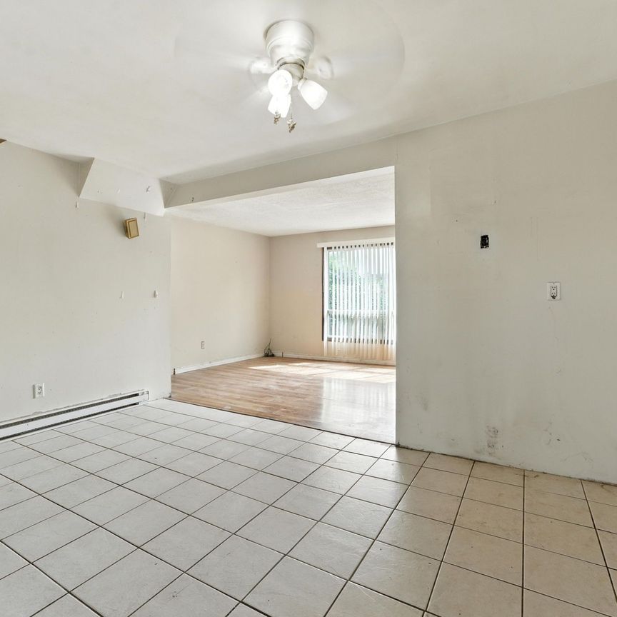 For Lease - 164E Henry Street, Brantford, Ontario - Photo 1