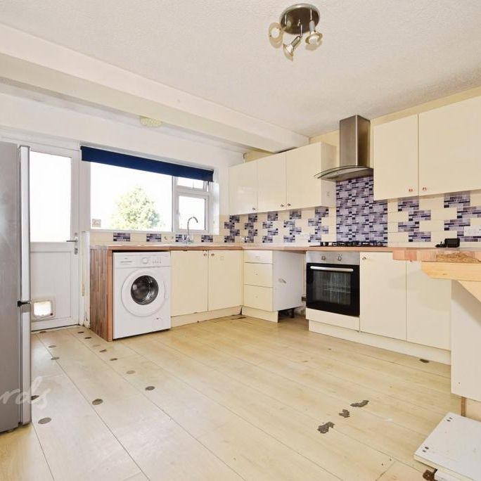 2 bedroom semi-detached house to rent - Photo 1