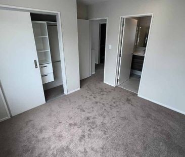 BRAND NEW 4 Beddy / 2.5 Bathroom - Photo 3