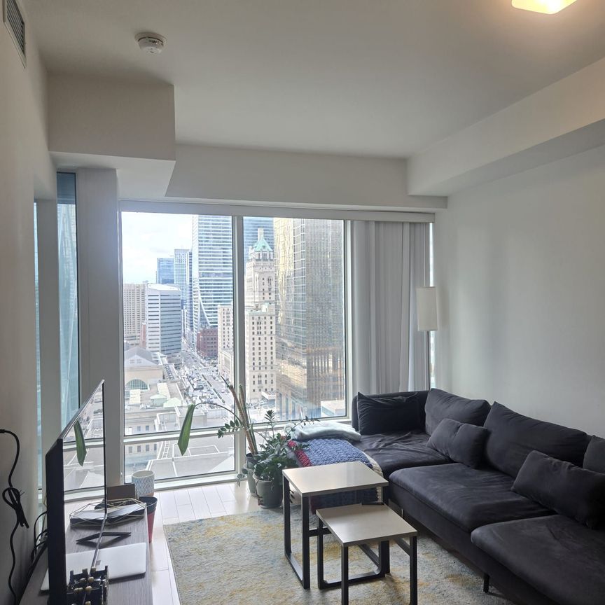 For Lease - 8 The Esplanade N/A Unit# 2203, Toronto, Ontario - Photo 1
